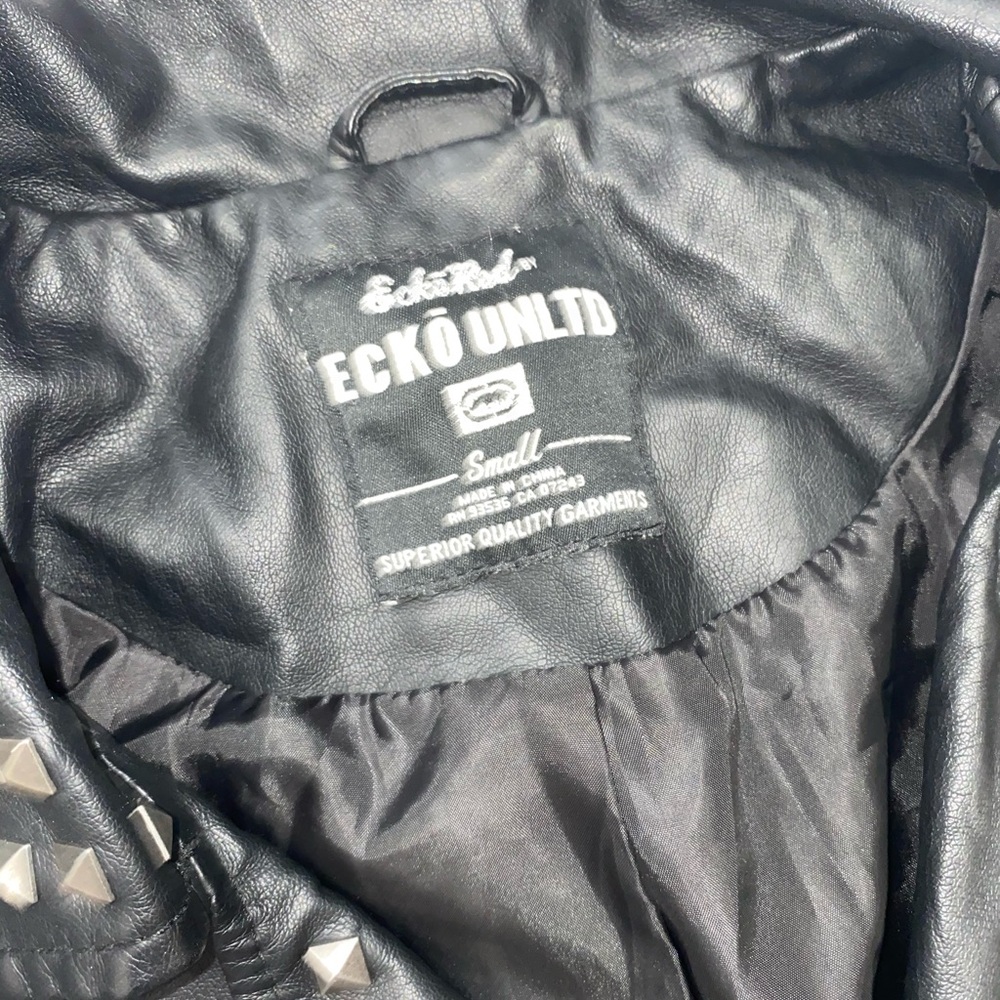 Cropped Leather Jacket - Picture 3 of 3